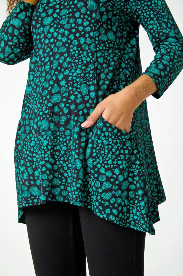 Women Green Spot Print Swing Stretch Top Roman Tops