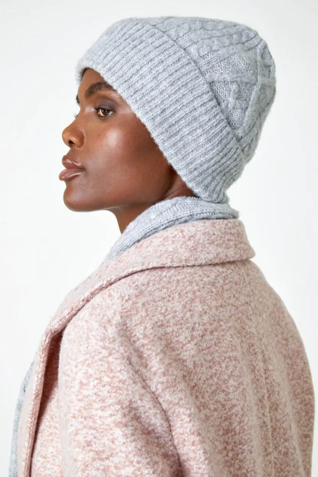 Women Grey Cable Knit Stretch Hat Roman Hats