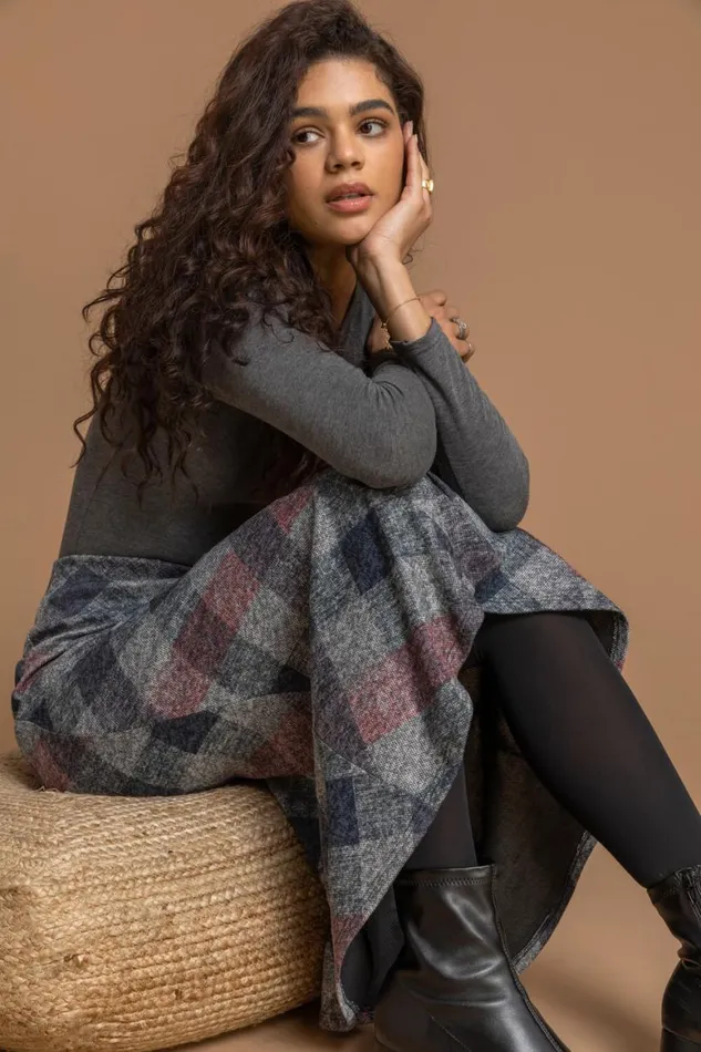 Women Grey Check Print Fluted Midi Skirt Roman Skirts