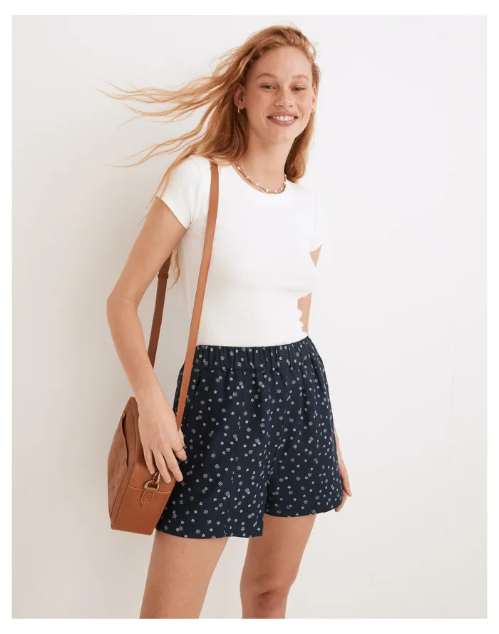 Women Linen Blend Easy Pull On Shorts In Bandana Flower Twilight Madewell Shorts
