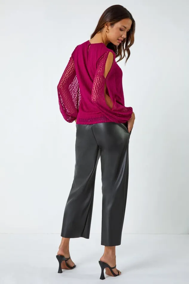 Women Magenta Split Sleeve Textured Spot Print Top Roman Tops