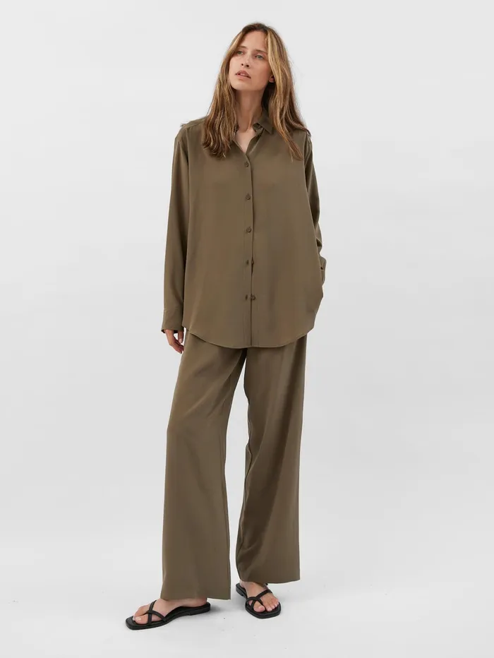 Women Matteau 8211 Drawstring Trouser In Khaki Willow The UNDONE Pants