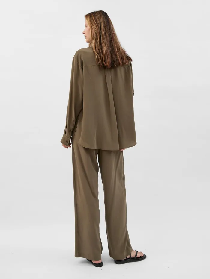 Women Matteau 8211 Drawstring Trouser In Khaki Willow The UNDONE Pants