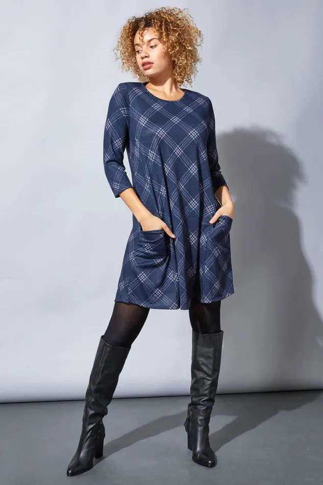 Women Navy Check Print Pocket Detail Swing Dress Roman Dresses