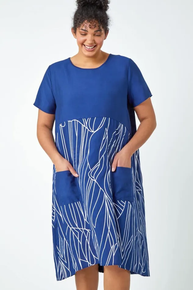Women Navy Curve Contrast Print Pocket TShirt Dress Roman Dresses