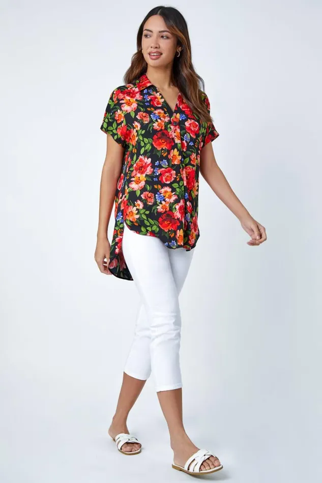 Women Red Floral Button Short Sleeve VNeck Shirt Roman Tops