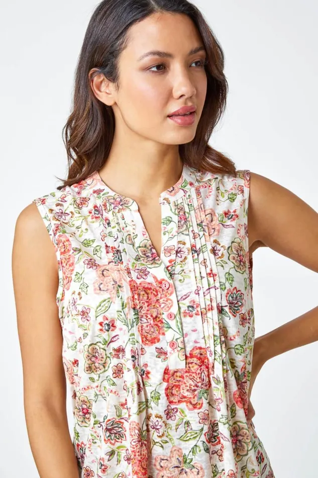 Women Red Floral Pintuck Detail Stretch Top Roman Tops