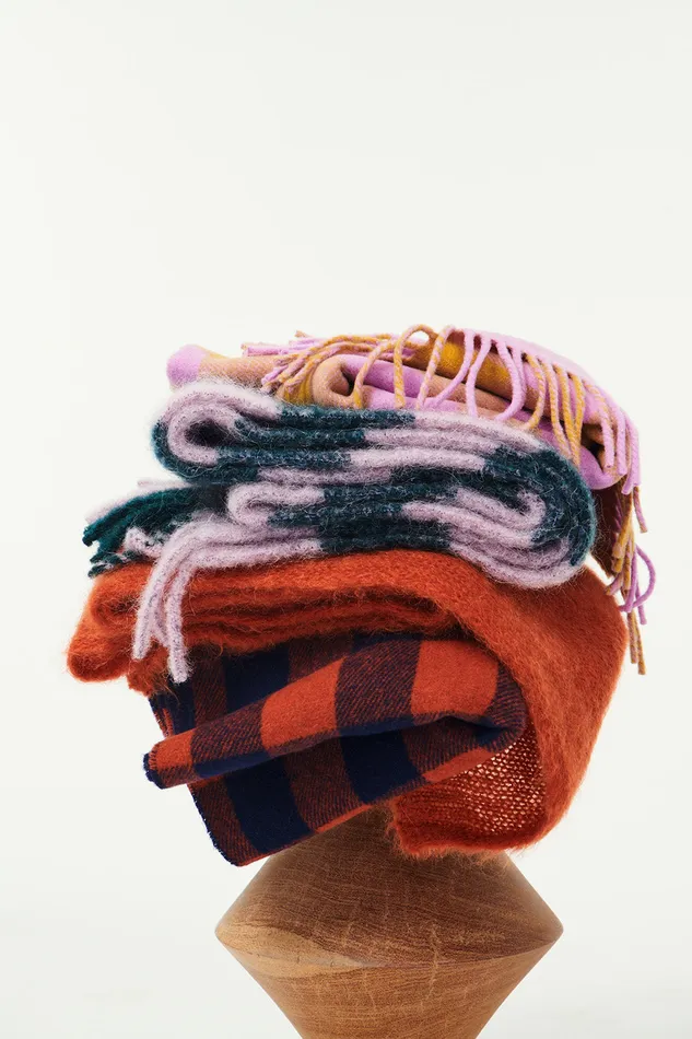 Women Scarf Paully EpiceaSouffle charpe Laine Carreaux Multicolore Des Petits Hauts Scarves and Beanies