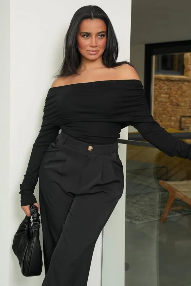 Women Top Noir Col Bardot Black Brentiny Paris Sweaters and Sweatshirts