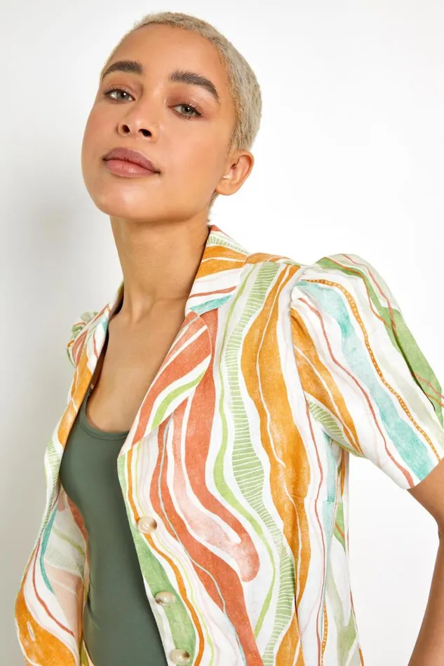Women White Retro Wave Button Up Top Roman Tops