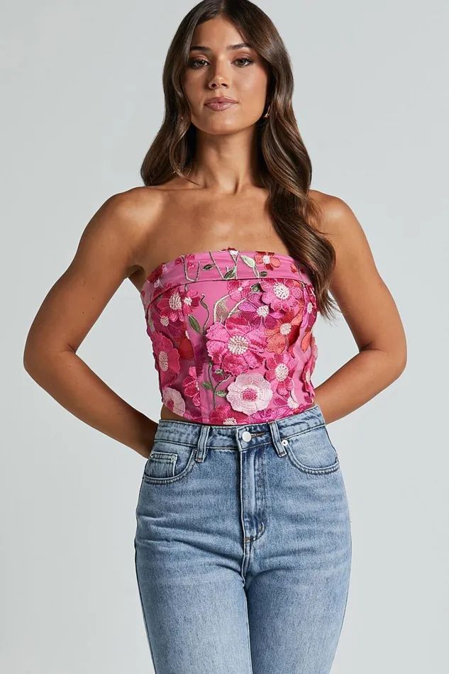 Wren Top 8211 Strapless Garden Flowers Corset Top In Magenta Women Showpo Tops
