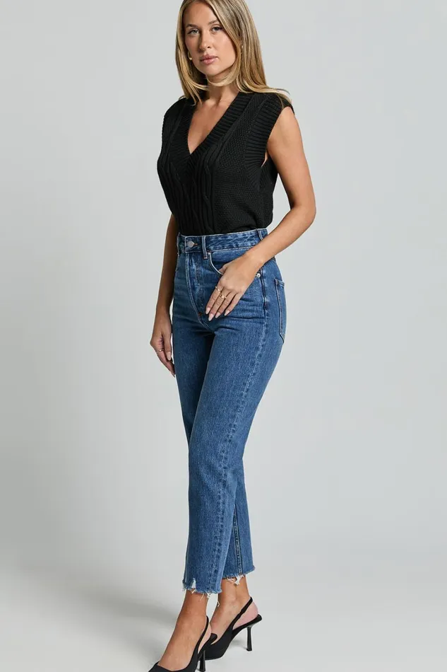 Zelrio Jeans 8211 High Waisted Recycled Cotton Cropped Denim Jeans In Dark Blue Wash Women Showpo Jeans